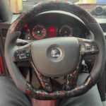 carbon fibre steering wheel with airbag cover for holden ve ss ssv sv6 hsv maloo clubsport / pontiac g8 gxp