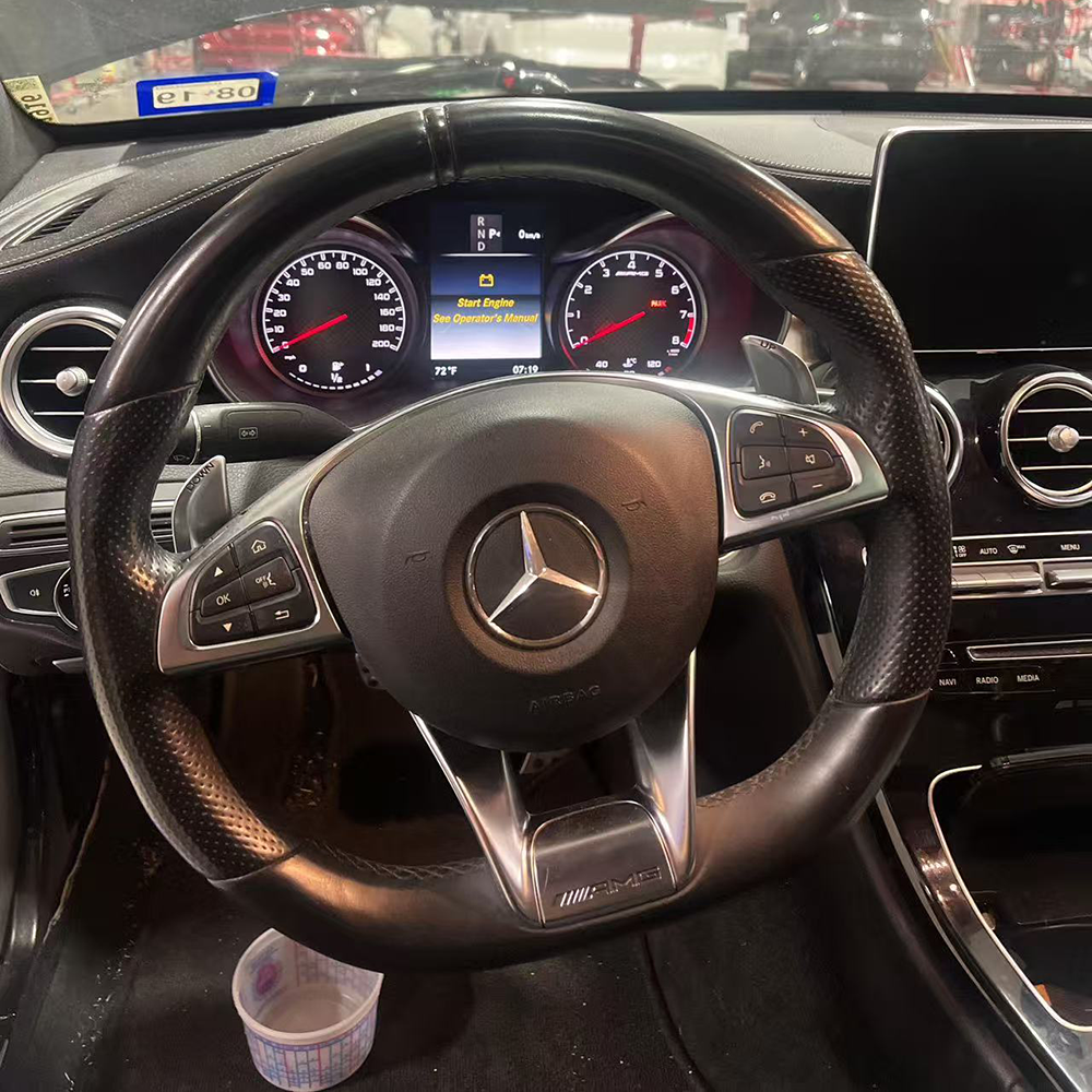 led carbon fiber steering wheel for bmw 318i 2021 g20 (copy)